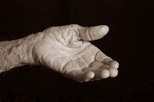 184091195-old-hand-gettyimages