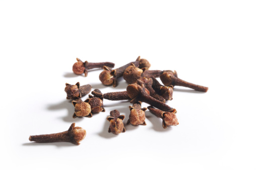 182390580-cloves-gettyimages
